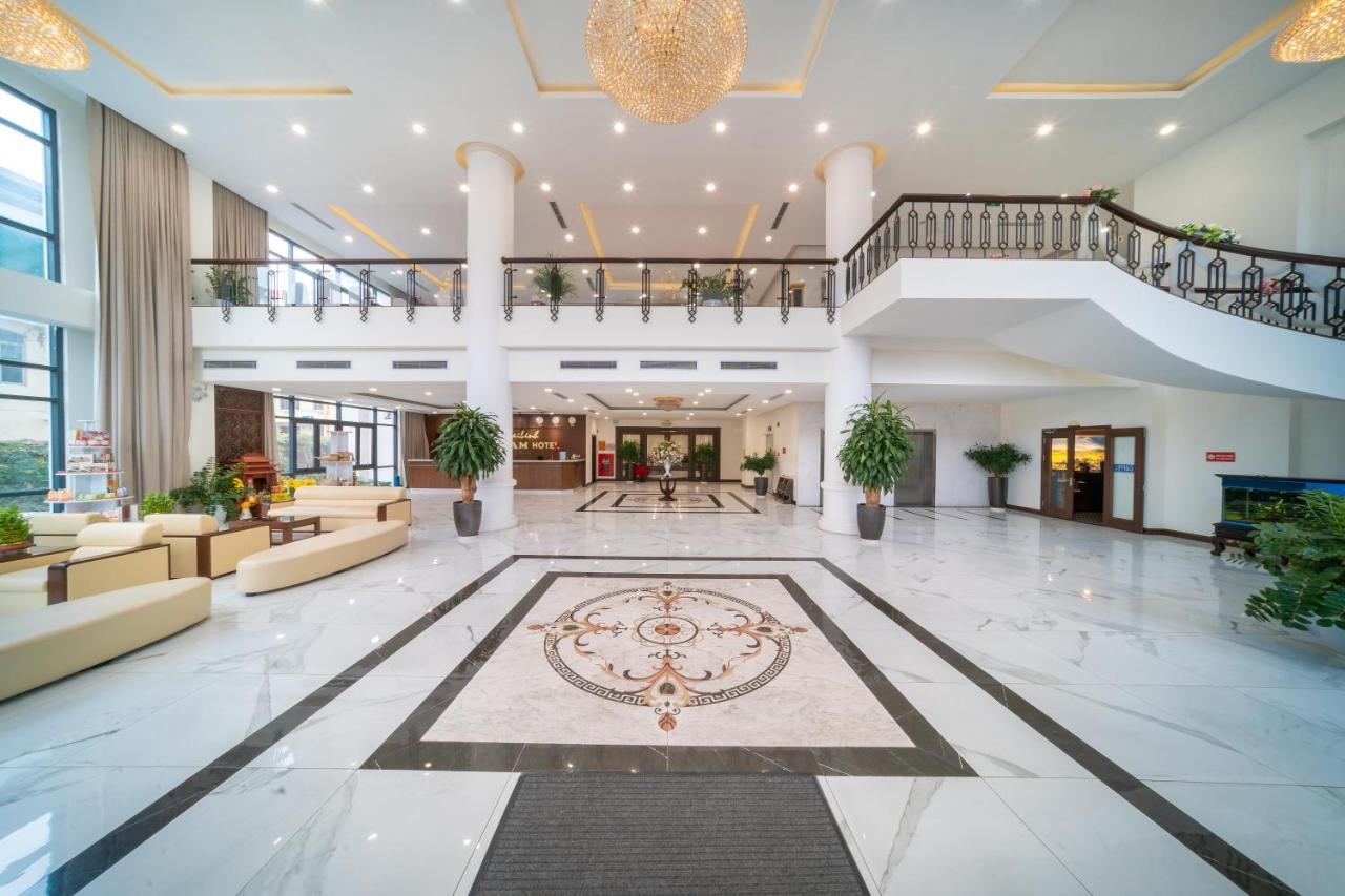 Khach San Thai Binh Dream Экстерьер фото
