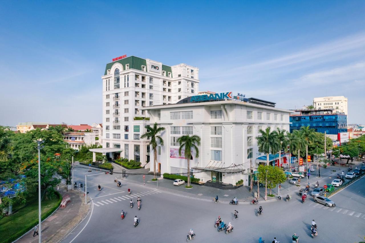 Khach San Thai Binh Dream Экстерьер фото